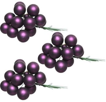 30x Aubergine paarse mini kerststukjes insteek kerstballetjes 2 cm van glas - Kerststukjes
