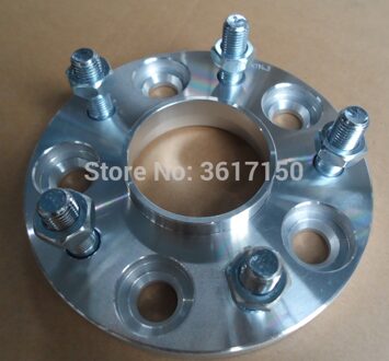 32mm Wiel Adapters PCD 5x114.3 Tot 5x114.3 CB 67.1-67.1mm Wiel Studs M12X1.5