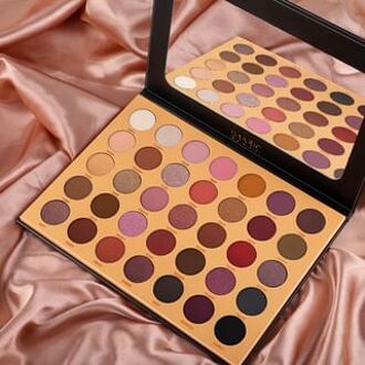 35-Color Glamour Eyeshadow Palette 42g