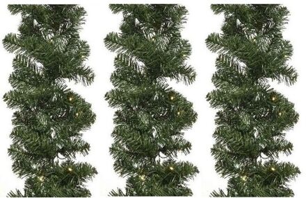 3x Verlichte Kerst guirlande/slinger groen met verlichting 270 cm dennenslinger versiering/decoratie - Guirlandes