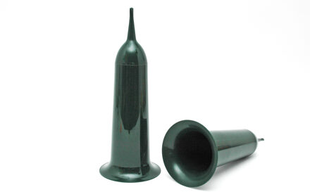 4x Groene kunststof grafvazen 35 cm - Grafvazen grafkaarsen