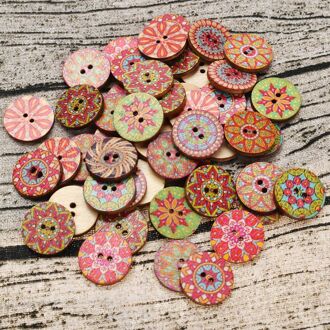 50 stks/partij Geschilderd Ronde 20mm Hout Knop Schoonheid Bloem Foto Hout 2 Gaten Knop Gemengde Kleur Kleding Naaien Ambacht DIY Handmake