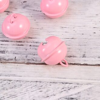 50 Stuks 22Mm Gekleurde Geschilderd Jingle Bells Metal Ronde Mini Bells Sieraden Ornamenten Kerst Decor Gebruik Hangers Voor Party christm roze