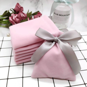 50Pcs 7cmx9cm Jewelry Velvet Bags With Ribbon Flannel Pouches Wedding Candy Gift Packing Christmas Decoration Can Custom Logo