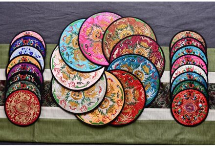 5Pcs Chinese Borduurwerk Cup Mat Ronde Praktische Onderzetters Nuttig Warmte Isolatie Pad Voor Thuis Keuken (Rood + Wit + Geel + Bla afbeelding 4