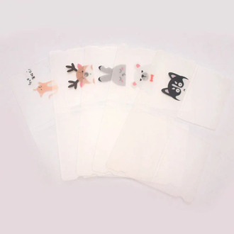 5Pcs Cute Dog Bears Animals Portable PVC Mask Clips Disposable Face Mask Storage Case Container Foldable Recycling Mask Holder