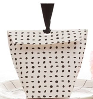 5pcs Kerst Verpakking Snoep Dragee Papieren Zak voor Het Jaar Chocolade Cookies Inpakpapier Zwarte Cupcake doos zwart dot