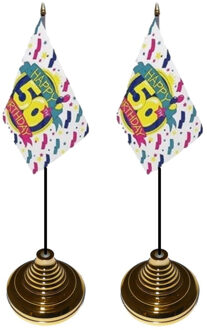 6x stuks 50ste verjaardag tafelvlaggetje 10 x 15 cm met standaard