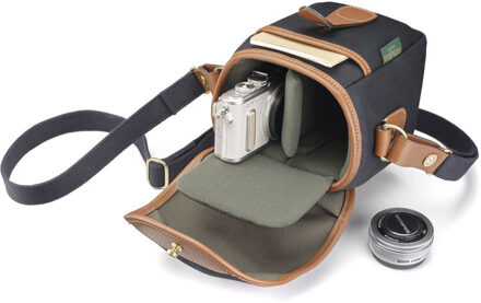 72 Camera Pouch - Black/Tan