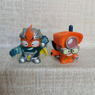 A limited edition of the original Superzings Superthings figures 3 cm super energy waste garbage collection model toys for child