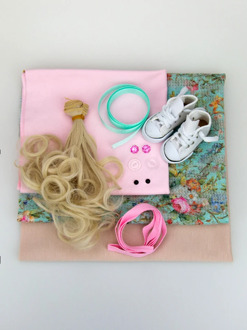 A set of materials for sewing dolls 3506