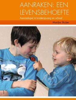 Aanraken, een levensbehoefte - Boek Marijke Sluijter (908850752X)