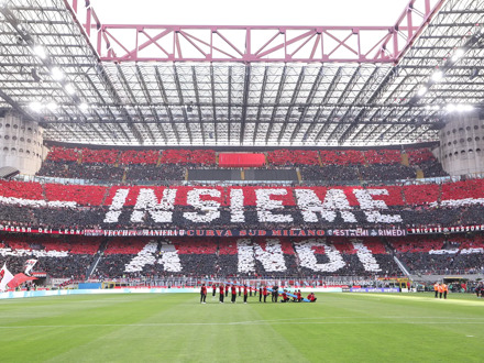 AC Milan vs Lecce (Serie A) (Vliegtuig)