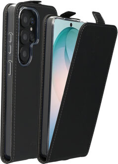 Accezz Flipcase voor de Samsung Galaxy S26 Ultra - Zwart