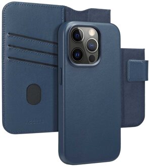 Accezz Leather Bookcase 2-in-1 met MagSafe voor de Apple iPhone 15 Pro - Nightfall Blue Donkerblauw