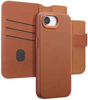 Accezz Leather Bookcase 2-in-1 met MagSafe voor de Apple iPhone 17e / 16e - Sienna Brown Bruin