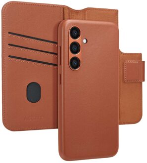 Accezz Leather Bookcase 2-in-1 met MagSafe voor de Samsung Galaxy S24 - Sienna Brown Bruin