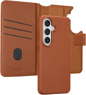Accezz Leather Bookcase 2-in-1 met MagSafe voor de Samsung Galaxy S26 - Sienna Brown Bruin