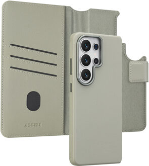 Accezz Leather Bookcase 2-in-1 met MagSafe voor de Samsung Galaxy S26 Ultra - Light Grey Lichtgrijs