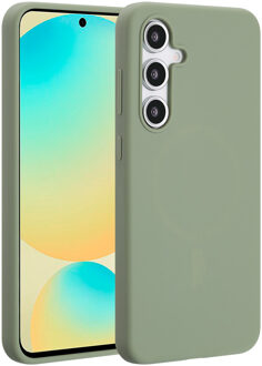 Accezz Liquid Silicone Backcover met MagSafe voor de Samsung Galaxy S24 FE - Cooper Green Groen