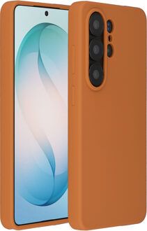 Accezz Liquid Silicone Backcover met MagSafe voor de Samsung Galaxy S26 Ultra - Oranje