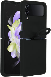 Accezz Liquid Silicone Backcover voor de Samsung Galaxy Z Flip 4 - Zwart