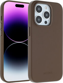 Accezz MagSafe Leather Backcover voor de Apple iPhone 14 Pro - Coffee Brown Donkerbruin