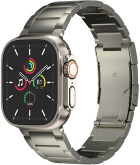 Accezz Mat Titanium bandje voor de Apple Watch Series 1 t/m 11 / SE / Ultra (44/45/46/49 mm) - Titanium Grijs - 49 mm