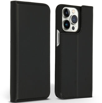 Accezz Premium Leather Slim Book Case voor Apple iPhone 13 Pro Telefoonhoesje Zwart