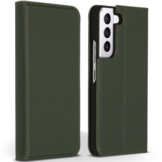 Accezz Premium Leather Slim Bookcase voor de Samsung Galaxy S22 Plus - Groen