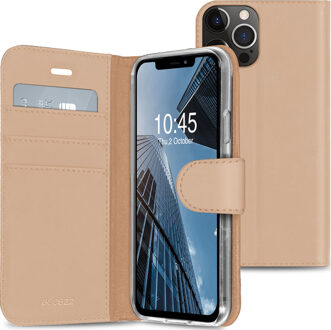 Accezz Wallet Case voor Apple iPhone 13 Pro Telefoonhoesje Goud