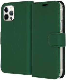 Accezz Wallet Softcase Bookcase iPhone 12 (Pro) Telefoonhoesje Groen