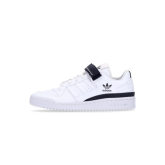adidas Lage Cloud White Sneakers - Streetwear Stijl Adidas , White , Heren - 44 Eu,40 2/3 Eu,40 EU