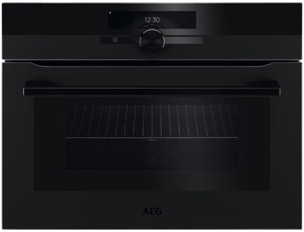 AEG KMK968000T ACTIE met GRATIS airfry rooster "A9OOAFWM" Zwart mat