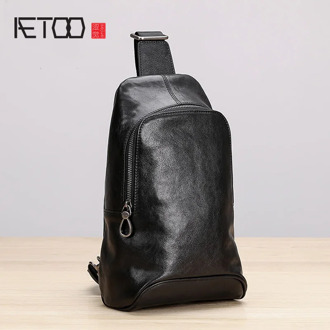 AETOO Chest bag male leather fashion vintage single shoulder bag casual movement oblique cross Baotou layer cowhide men's bag