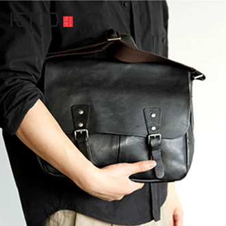AETOO Men's leather one-shoulder bag Japanese cowhide crossbody bag flip bag cover men's bag