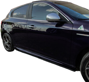 Alfa Romeo Oneway Set Sideskirts passend voor Alfa Romeo Giulietta Sport 2010-2020 - Glanzend zwart OWSS10037