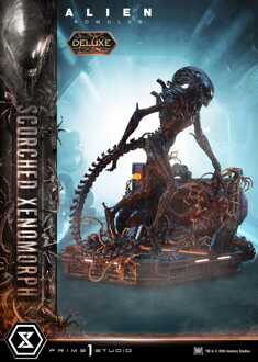 Alien: Romulus Museum Masterline XL Statue 1/3 Scorched Xenomorph Deluxe Version 98 cm