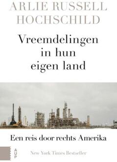 Amsterdam University Press Vreemdelingen in hun eigen land - Boek Arlie Russell Hochschild (9462985731)
