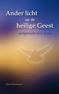 Ander licht op de heilige Geest - Boek Rita Minnema (946254297X)