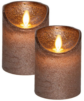 Anna's Collection Led kaars/stompkaars - 2x st- brons - H10 x D7,5 cm -wax - warm wit licht - bewegende vlam