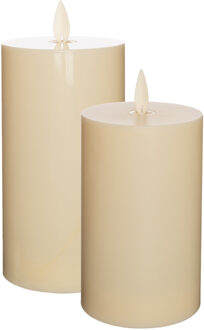 Anna's Collection LED kaarsen/stompkaarsen - set van 2x st - ivoor wit - D8 cm - 13 en 16 cm - buiten -timer