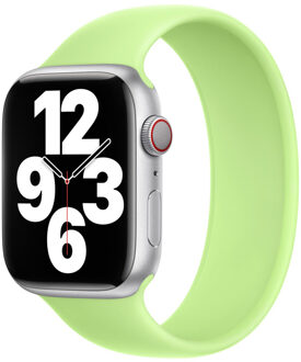 Apple Siliconen solobandje voor de Apple Watch | 44/45/46/49 mm - Maat 3 - Sprout Green Groen - 49 mm