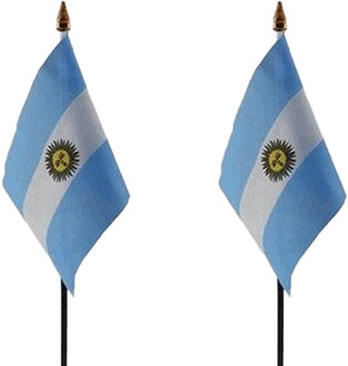 Argentinie - 2x - mini vlaggetje van 10 x 15 cm op stokje - Landen vlag - H27 cm