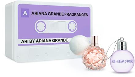 Ariana Grande Geschenkset Ariana Grande Ari Gift Set 30 ml + 75 ml