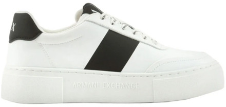 Armani Exchange Elegante Damessneakers met Zwarte Accenten Armani Exchange , White , Dames - 40 Eu,39 Eu,38 Eu,37 Eu,36 EU