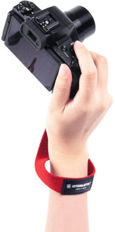 Artisan & Artist ACAM 296 Acrylic Wriststrap Red