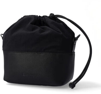 Artisan & Artist ACAM-CP210 Leather/Fabrick Black