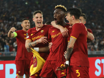 AS Roma vs Atalanta (Serie A) (Vliegtuig)