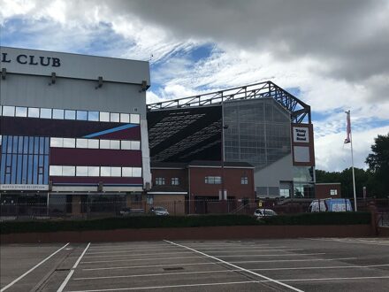 Aston Villa - Nottingham Forest (Europa League) (Eigen vervoer)